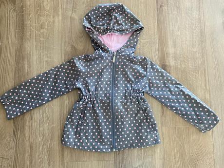 Bodkovaná bundička/pršiplášť, zara,104
