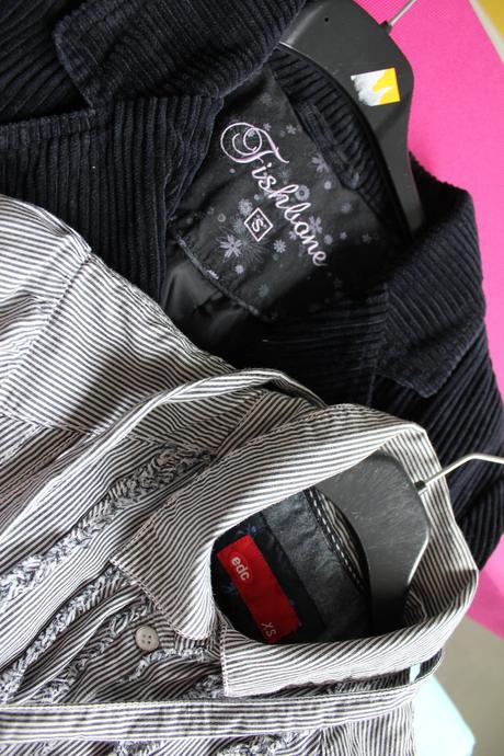 Znackova edc kosela s kravatou, modry pasik , esprit,xs