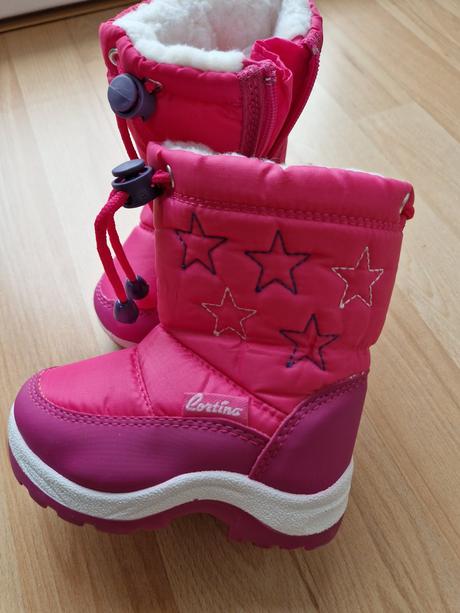 Dievčenské snehule č. 22, 22