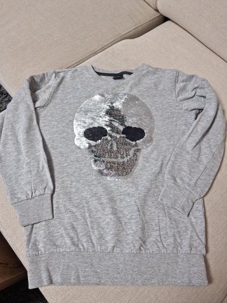 Pulover, chapter young,146