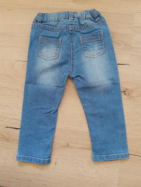 Rifle s výšivkami, pepco,92