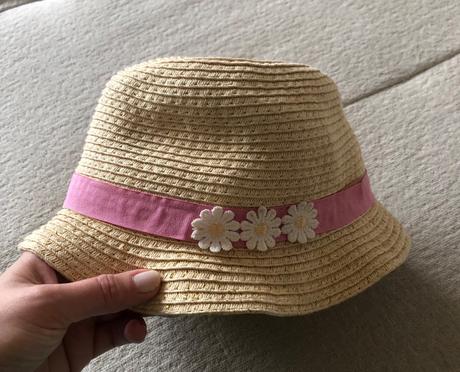 Dievčenský slamený klobúk, 92