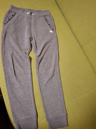 Teplaky, abercrombie&fitch,152