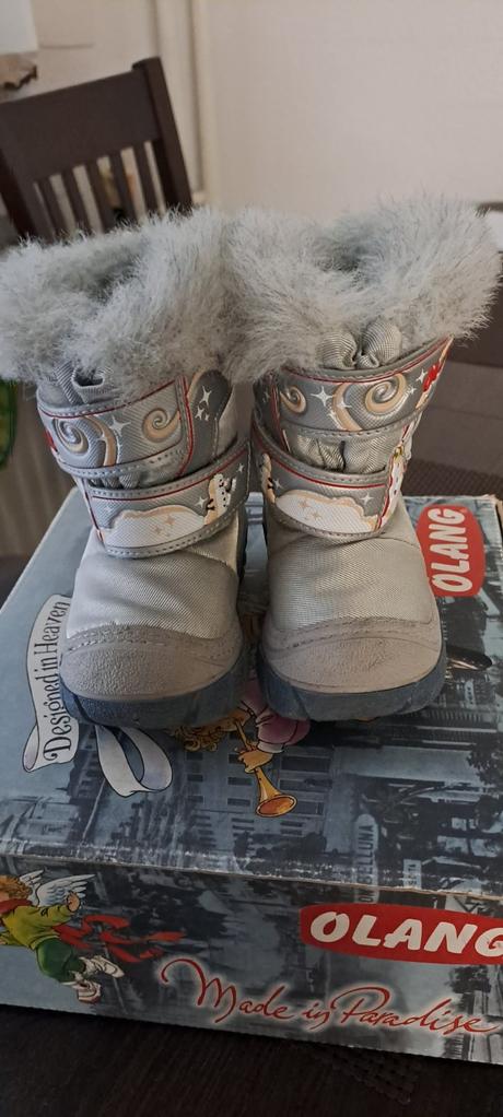 Snehule olang, olang,19