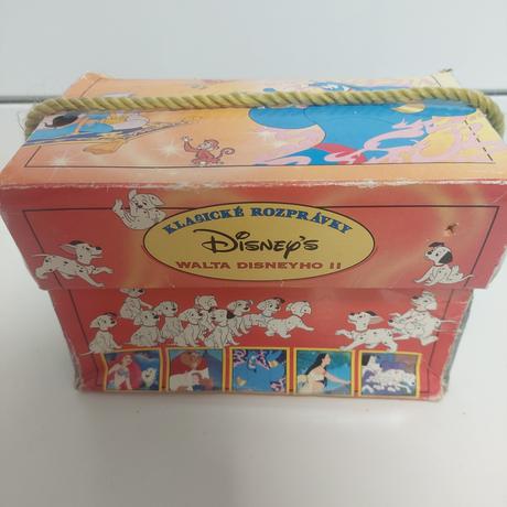 Disney knizky v kufriku,