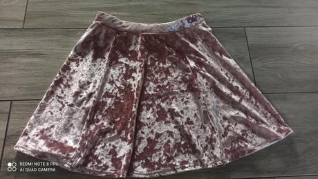 Sametová sukňa 140, river island,140