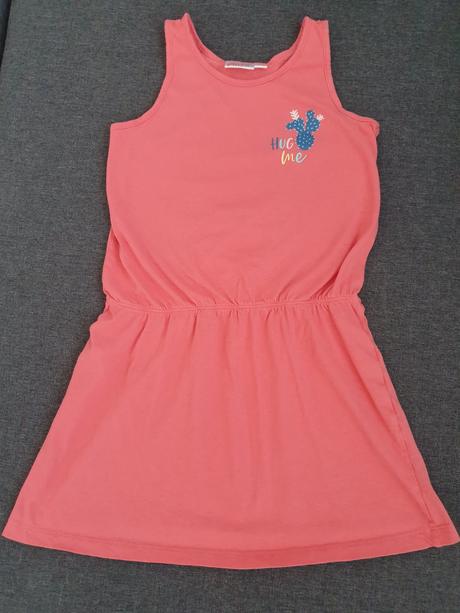 Jednoduché letné šaty, 140