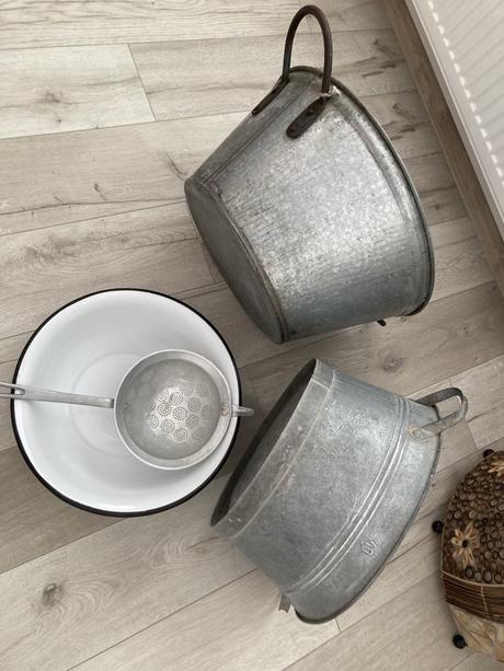 Váha na obilie, mliekarenská konva, vandle,, 