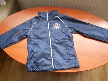 Vetrovka do dažďa, 128