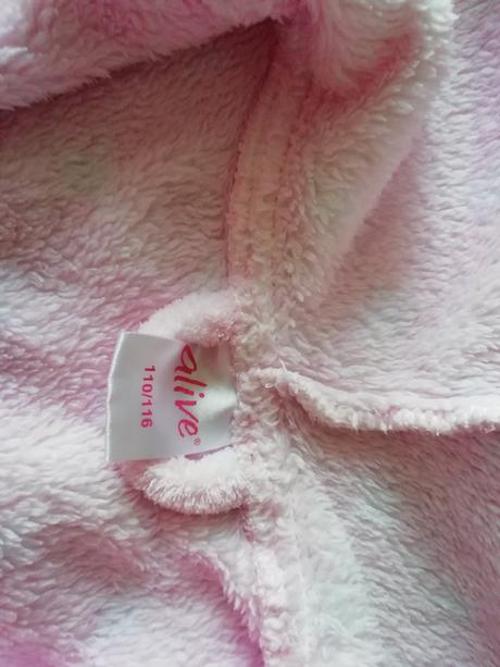 Dievčenské župany, 110