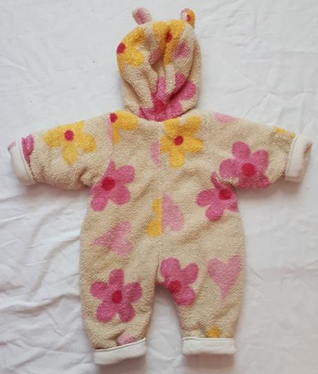 Prechodný kvietkovaný overal, 68