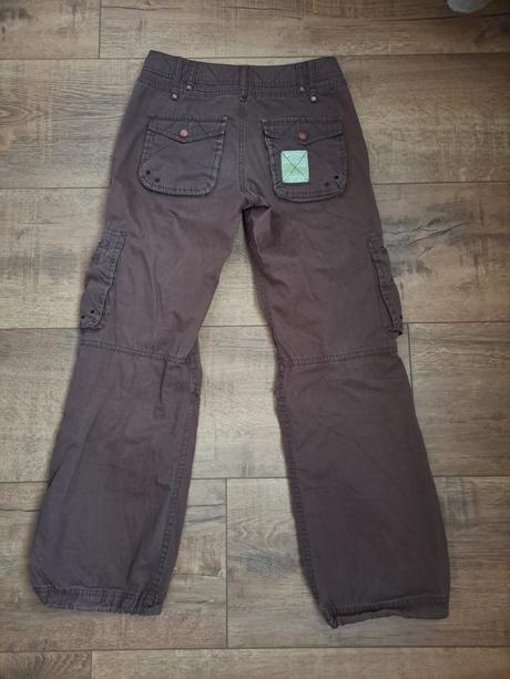 Dievcenske kapsáče, h&m,152