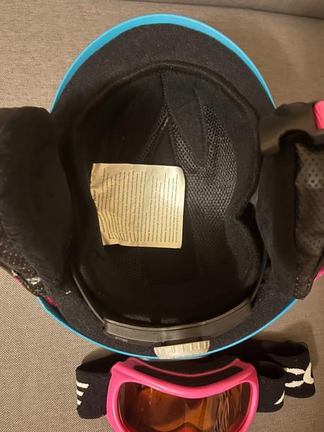 Predám prilbu s okuliarmi arcore, s