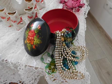 Šperkovnica,cukorníčka,anjelik,hútne sklo ,,