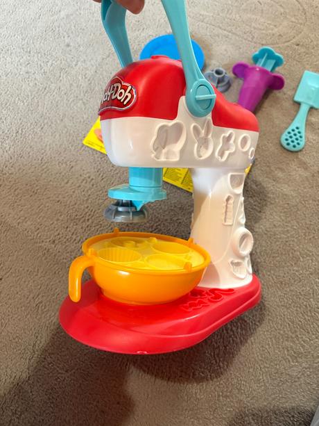 Kuchynský stroj play-doh, 