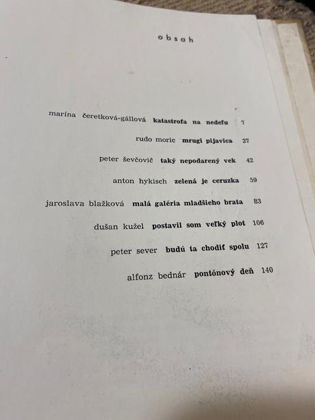 Krásna retro stará kniha taký nepokojný vek 1962,