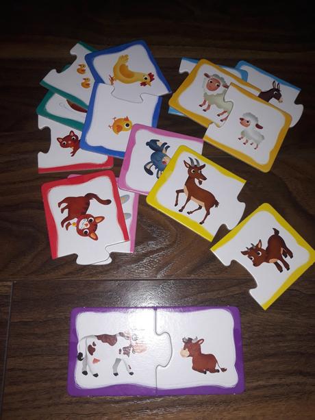 Set hier s motívom farmy, od cca. 2 rokov, 