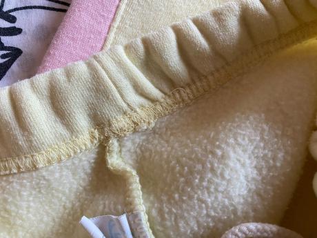 Teplé tepláčky s aplikáciou lucky lax v. 110, lucky lax,110