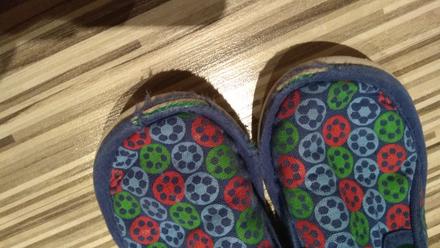 Predám detské papuče, 27