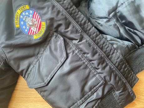 Frajerska pilot bundicka s cca134velkost, 134