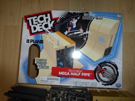 Tech deck mega half pipe, 