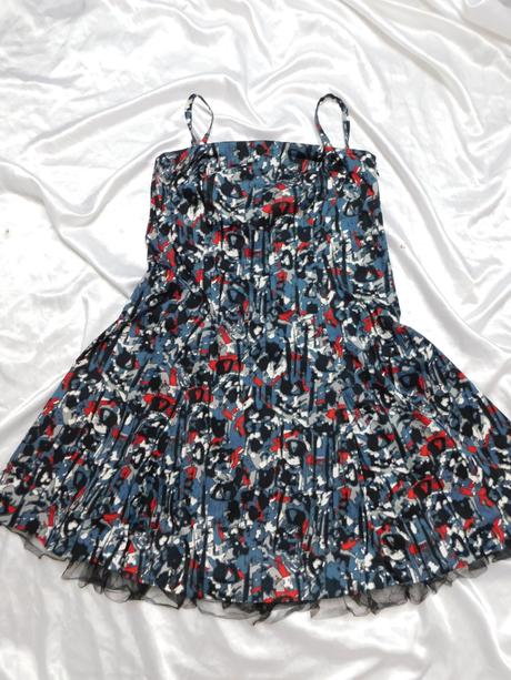 Kvalitne letne pekne šaty, 42