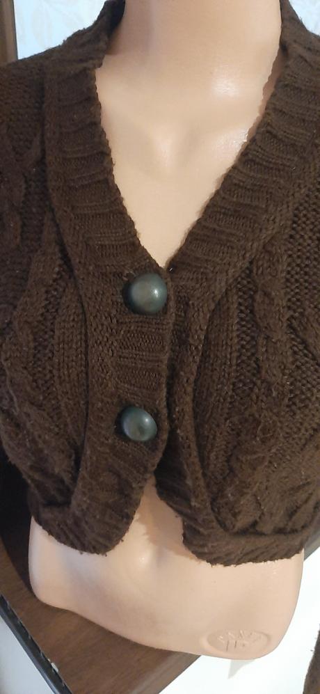 Kratky teply svetrik, m