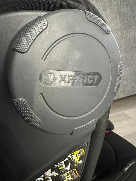 Predám autosedačku britax romer kidfix i size cos, britax