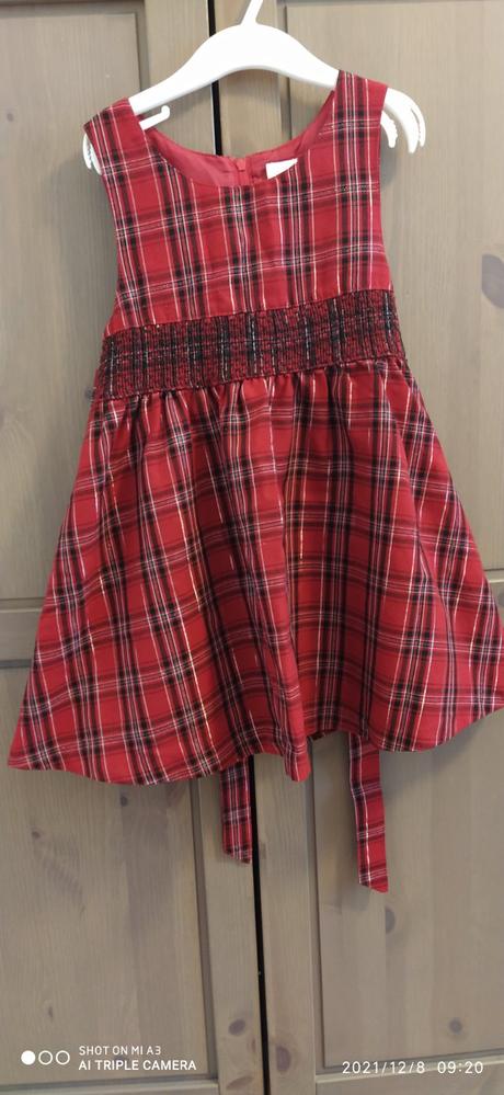 Vianočné šatky, 110