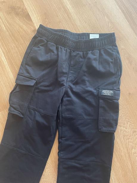 Kapsace teplaky, chapter young,170