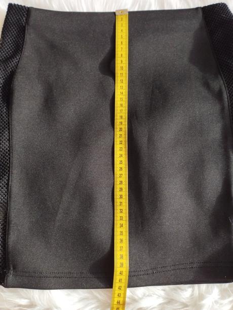 Elegantná dámska sukňa, 38