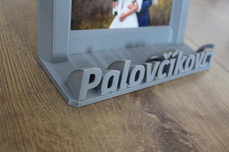 Fotorámik s 3d nápisom,