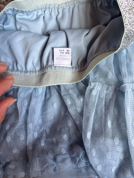 3 ks sukne 128, zara,134