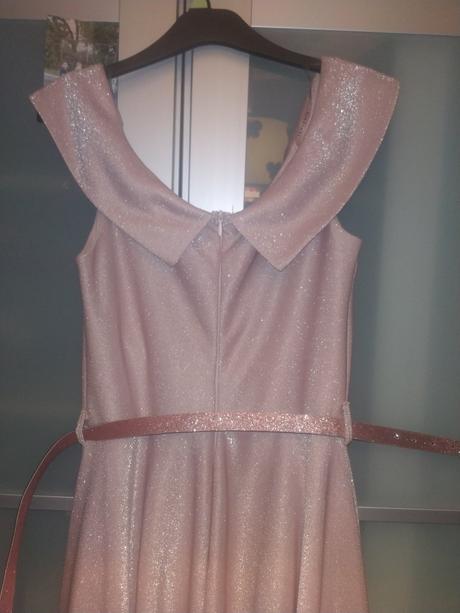 Spoločenské šaty, 40