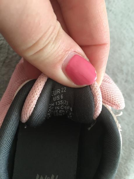 Tenisky s mašlickou, h&m,22