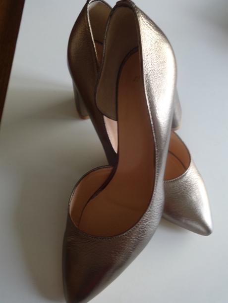 Starozlaté elegantné a nevtieravé, baťa,38