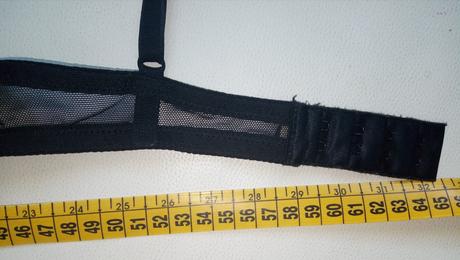 Zamatová podprsenka, 70a