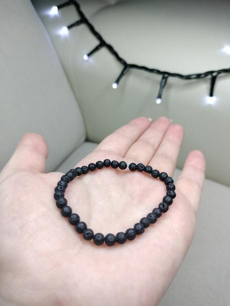 Handmade náramok láva čierna, 