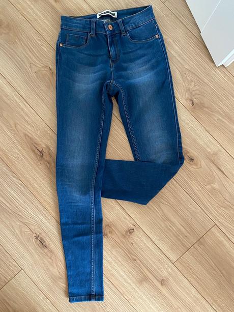 Rifle s vysokým pasom, xs