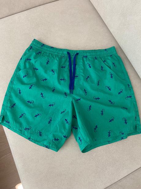 Krásne 1x oblečené plavky, s