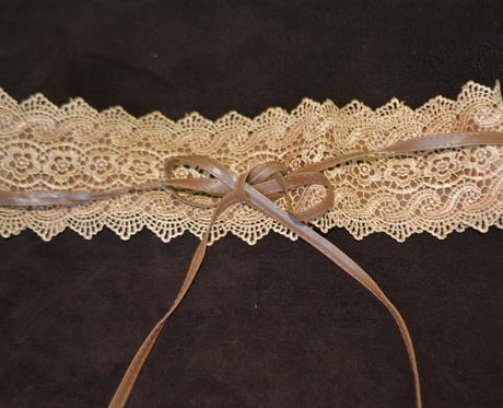 Dámsky krajkový opasok, 