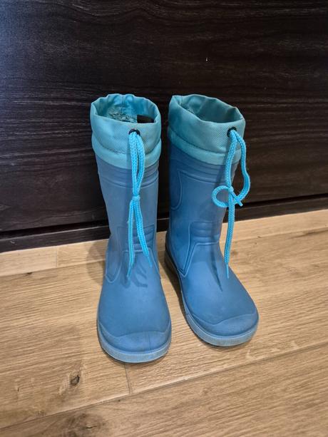 Blikajuce gumaky, lupilu,24