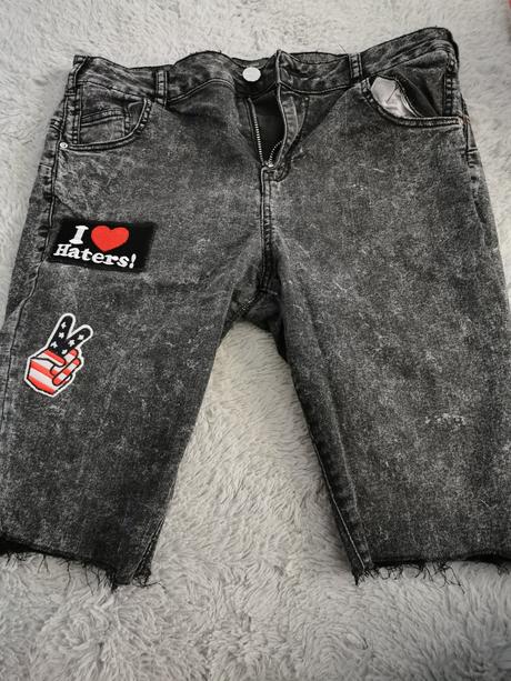 Sivé riflové nohavice, bershka,40