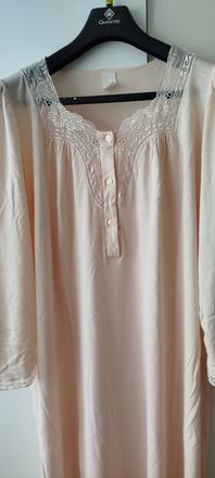 Nočná košeľa, 46