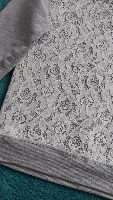 Dievčenská mikina s čipkou, 104