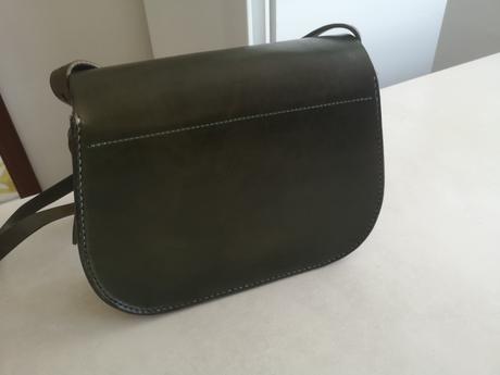 Zelená kabelka - "poľovnícka kapsa", 