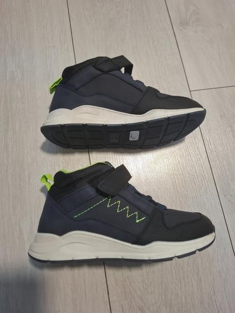 Jesenné topanky, 33