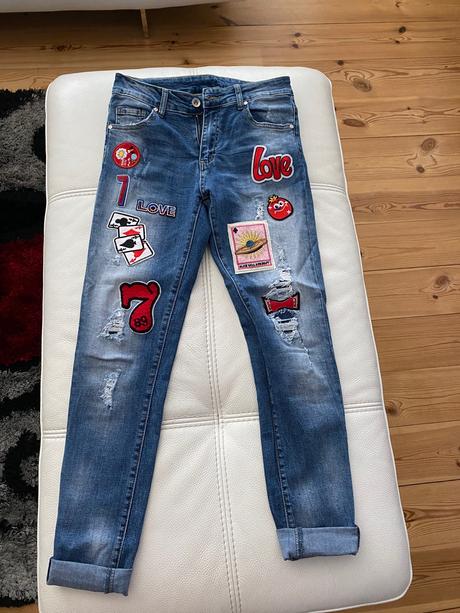 Rifle s nášivkami, m