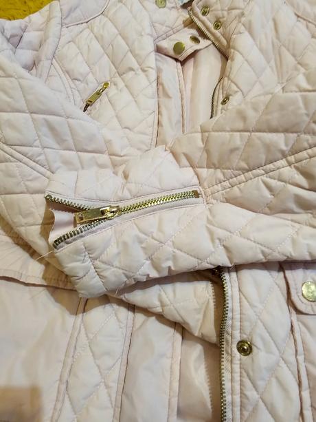 Bledoružová bunda asi 152, 152