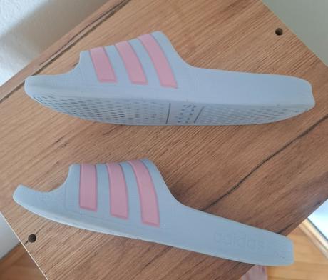 Šľapky adidas veľkosť 32, adidas,32